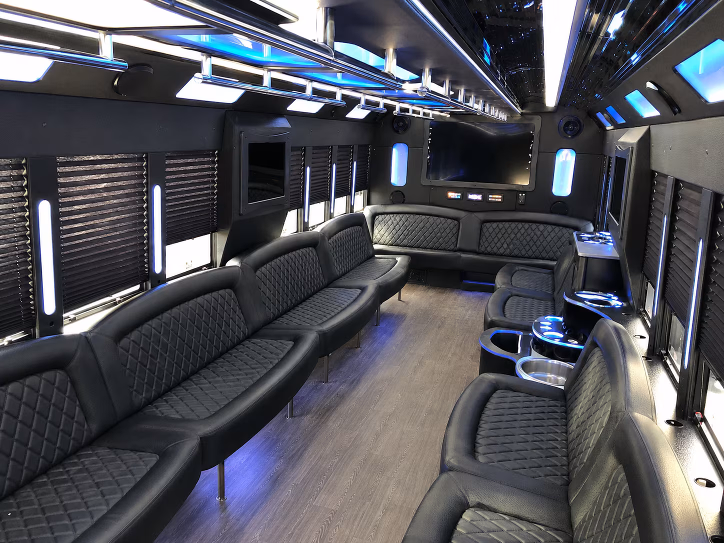 bachelor party bus rentals for golf and brewery stops around the triangle