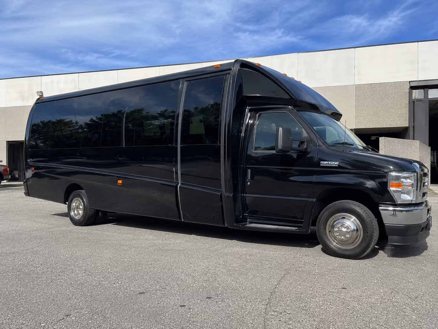 book the perfect ride for your next airport transfer 5