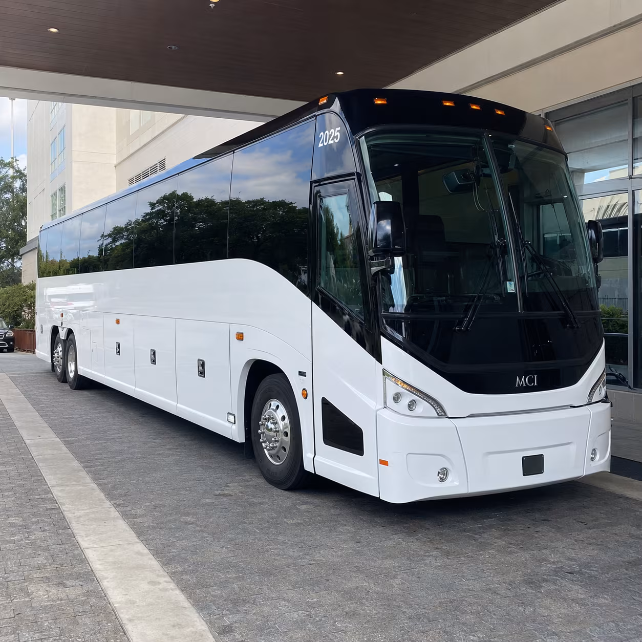 raleigh 54 passenger charter bus