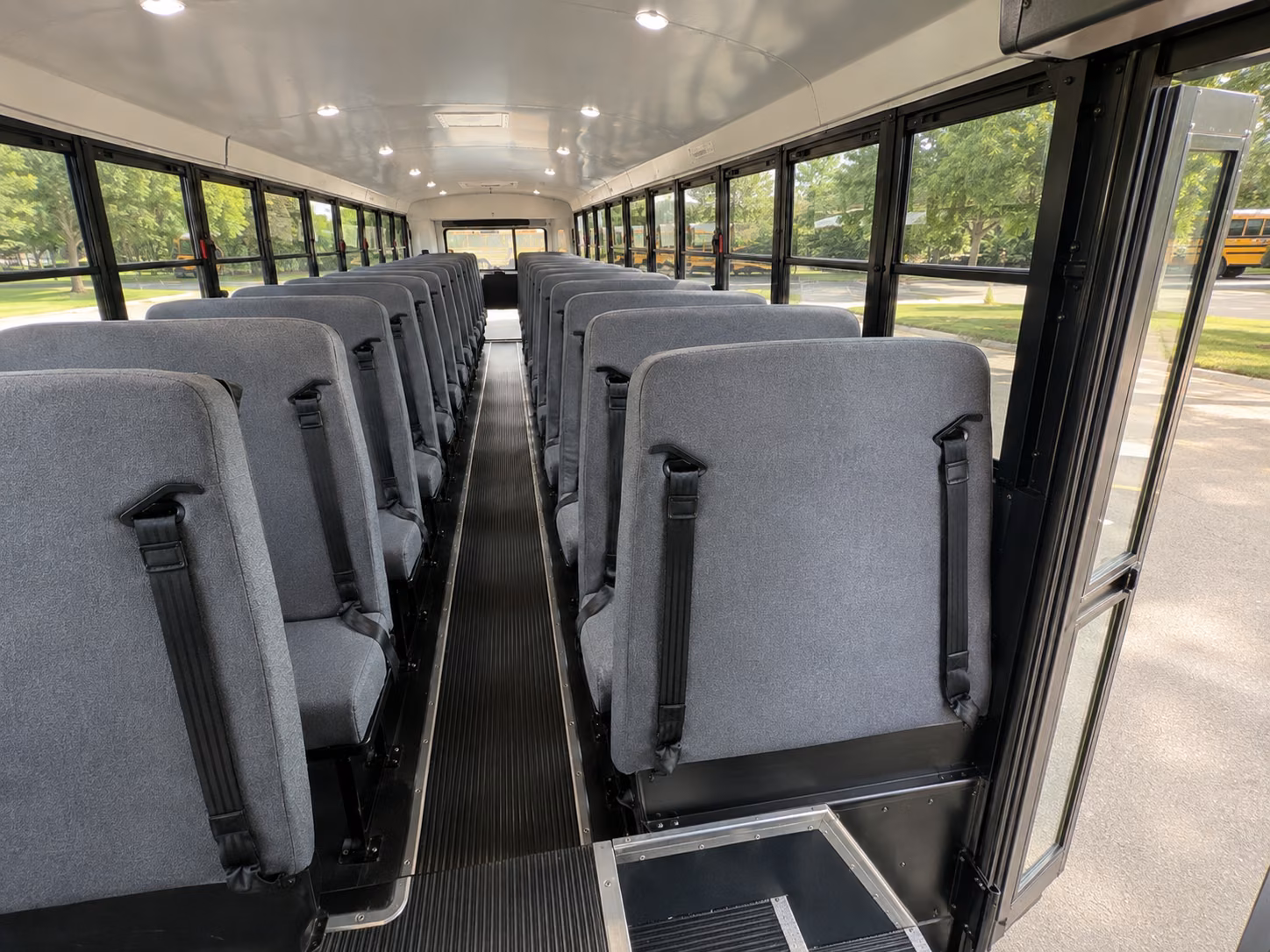 school bus rentals for raleigh area zoo and aquarium trips